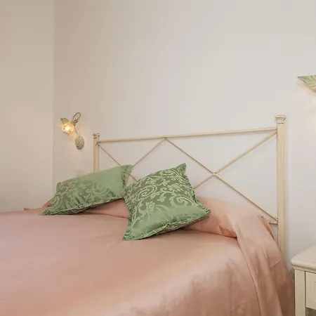 Bed & Breakfast I Tetti Di *